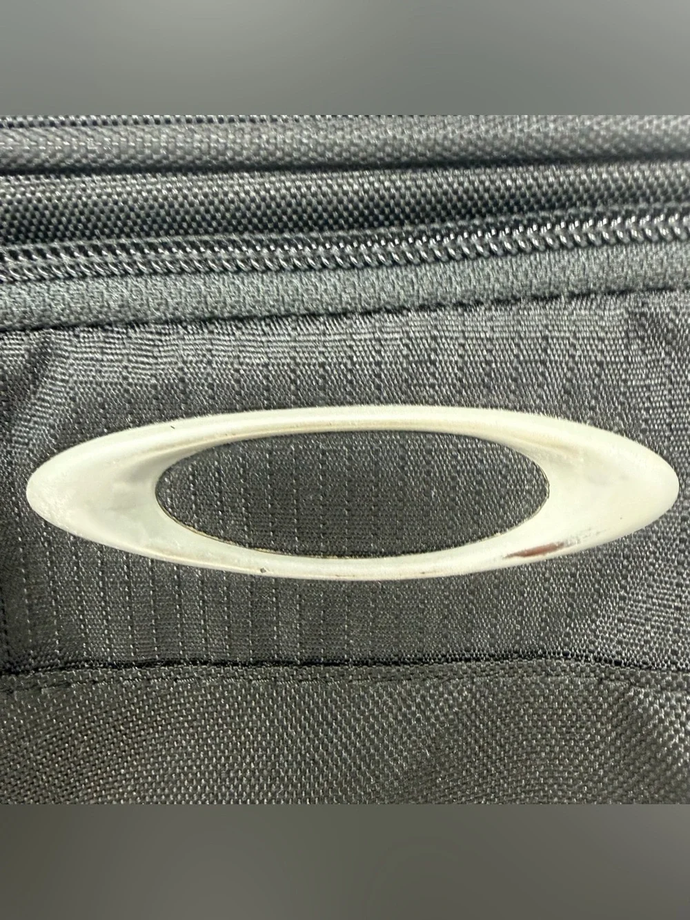 Oakley Messenger Bag Briefcase Shoulder Bag Padded Laptop Multipockets Black GUC